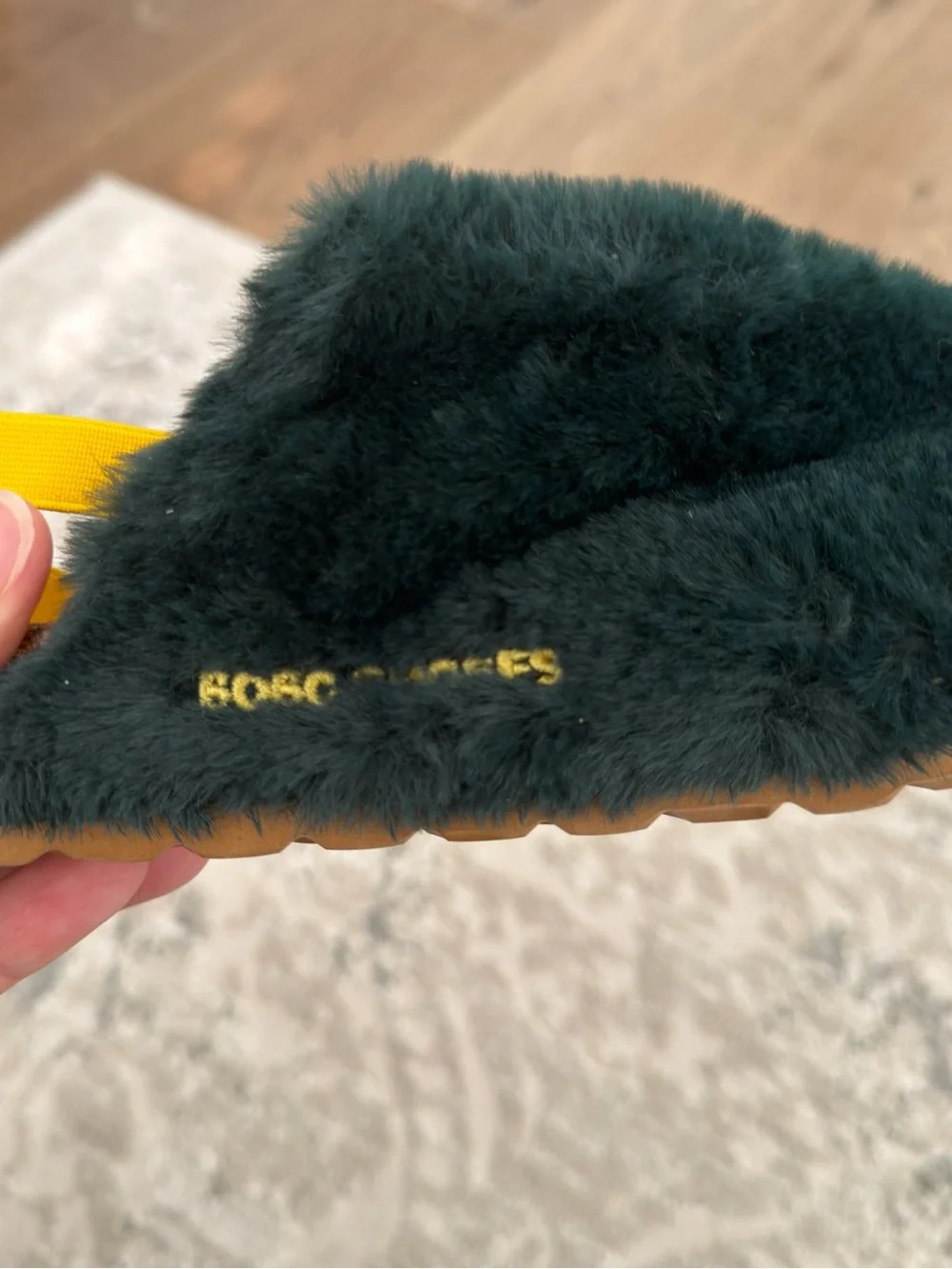 Bobo Choses Dark Green Fuzzy Faux Fur Slide Sandals Yellow Strap Size 34,3 Youth